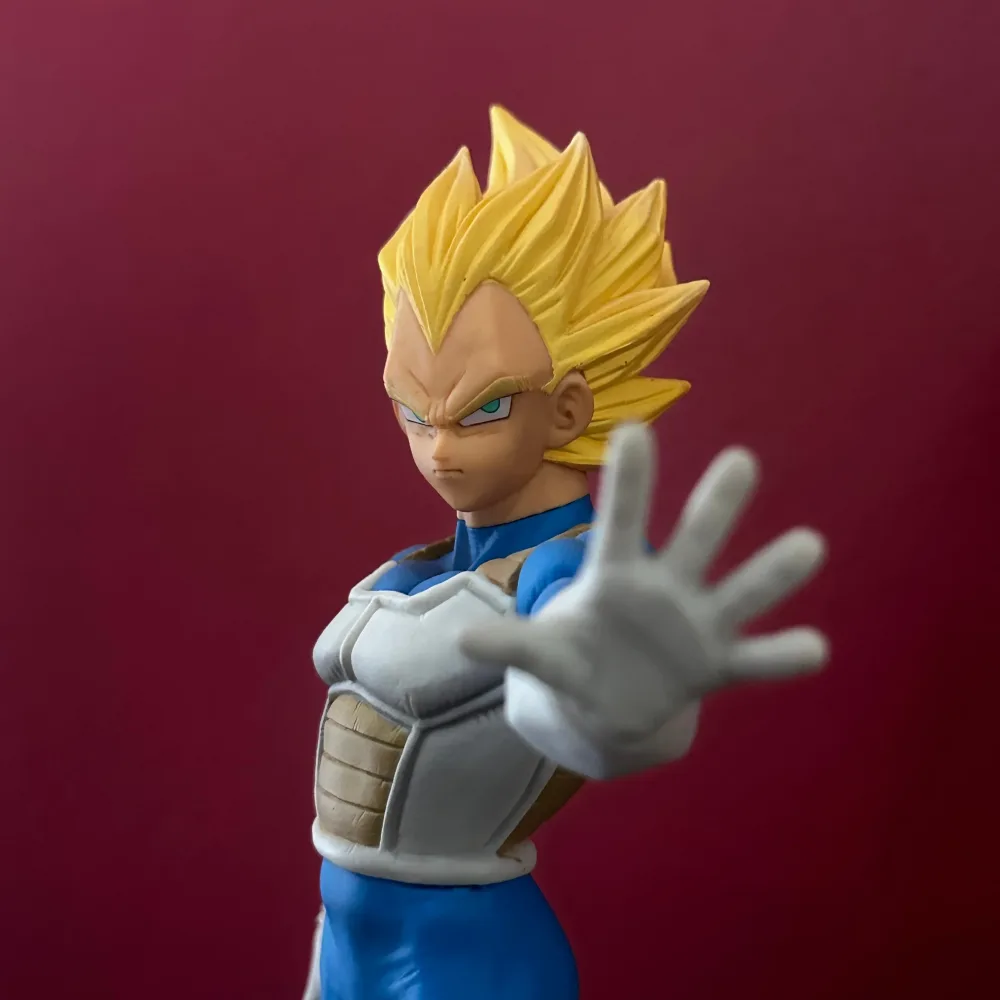 Dragon Ball Z Absolute Perfection Vegeta Super Saiyan Figure