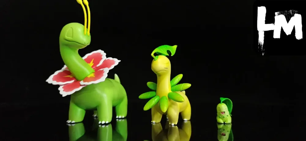 [PREORDER] 1/20 Scale World Figure [LM] – Chikorita & Bayleef & Meganium