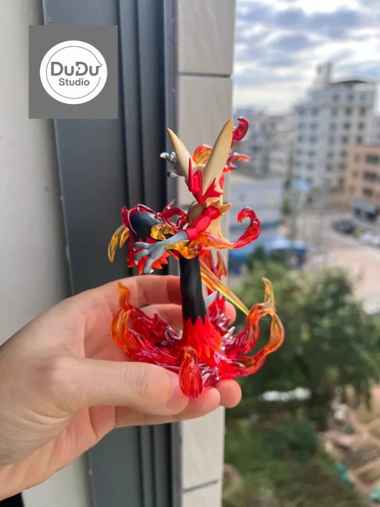 [PREORDER] 1/20 Scale World Figure [DUDU] – Mega Blaziken